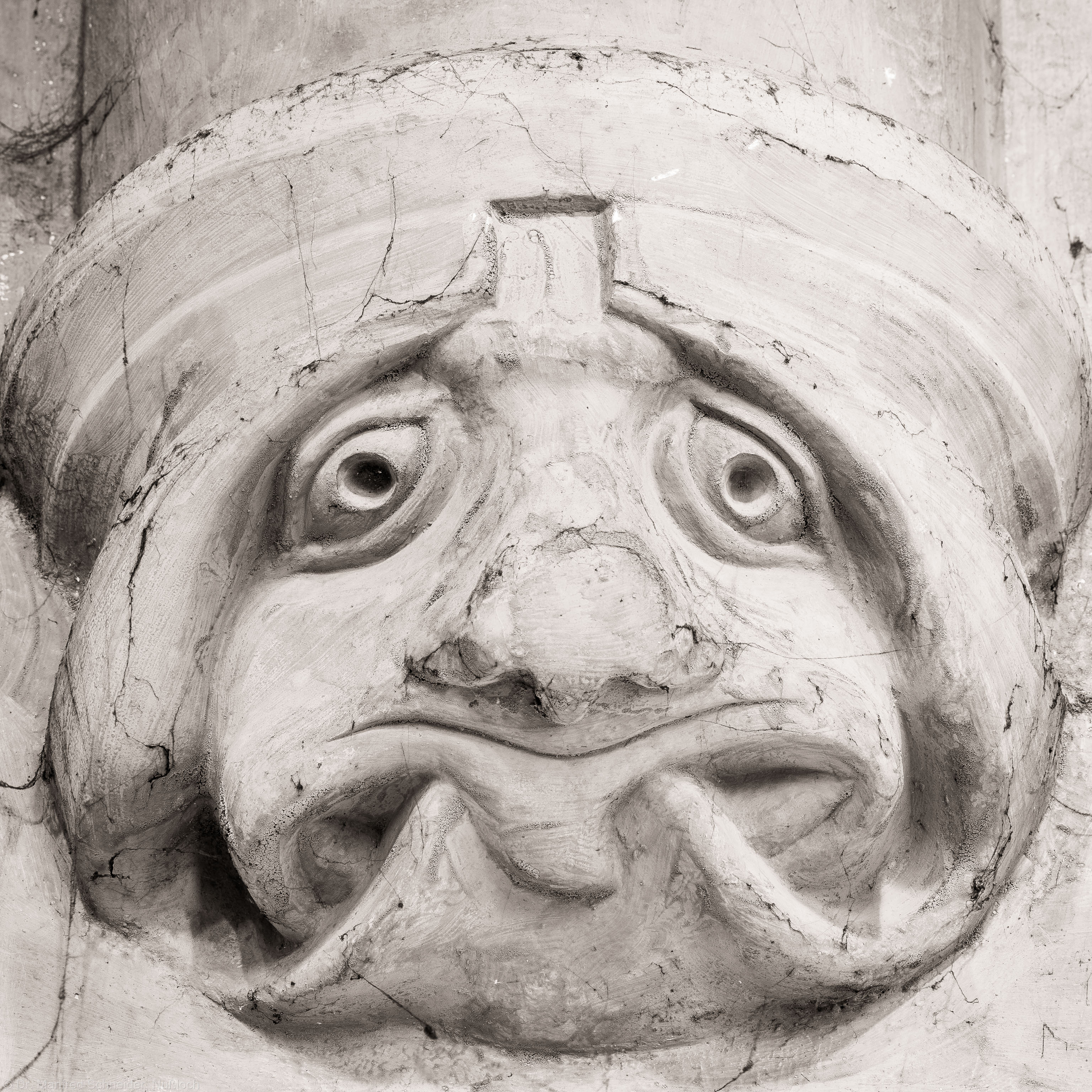 Heidelberg - Heiliggeistkirche - Nordschiff - 3. Figur am unteren Dienstabschluß, von Westen aus gezählt (aufgenommen im März 2013, am Nachmittag)