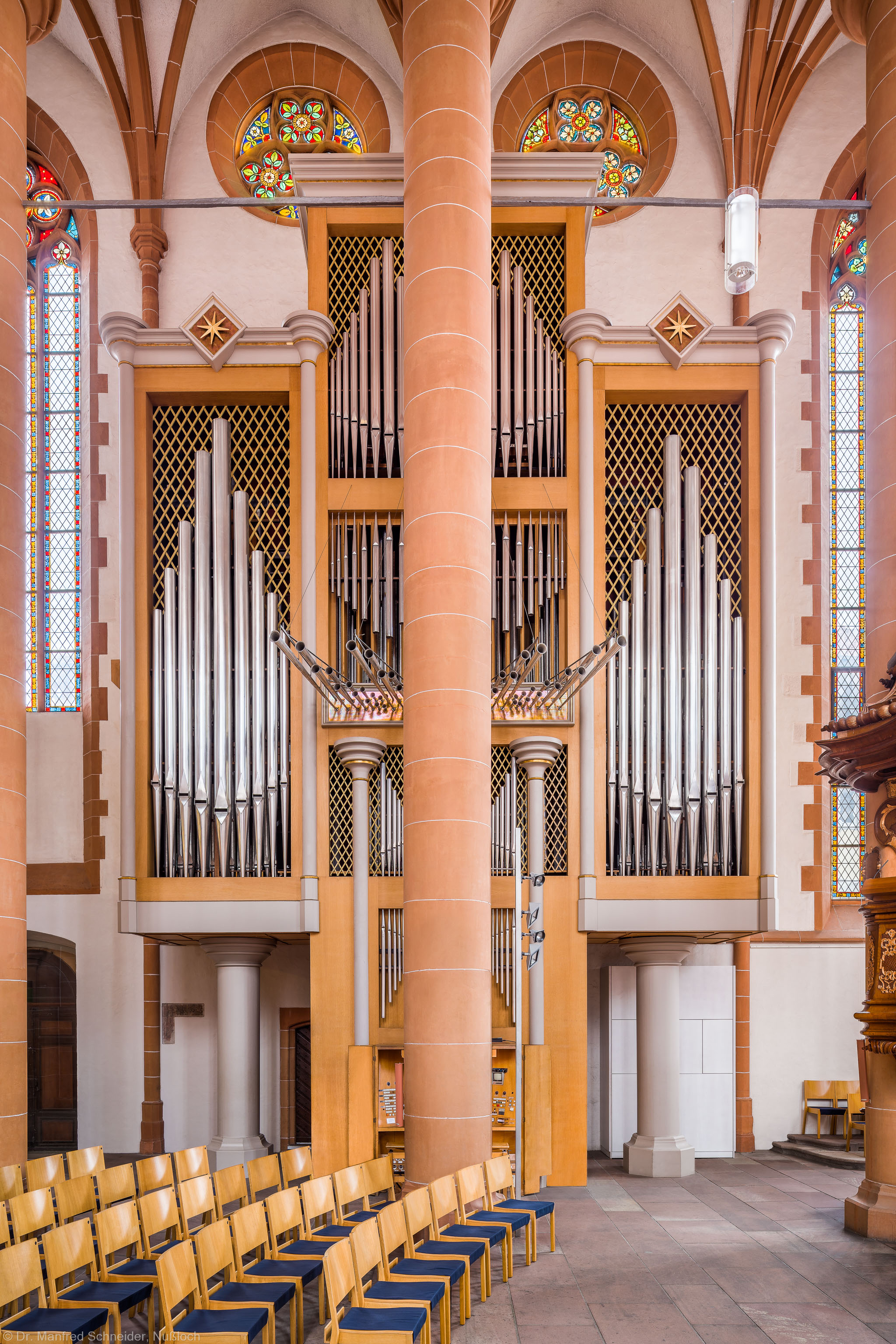 Heidelberg - Heiliggeistkirche - Chor - Hauptorgel - Zentraler Blick auf die Chororgel, erbaut von Steinmeyer 1980 bis 1993 (aufgenommen im Oktober 2014, am Nachmittag)