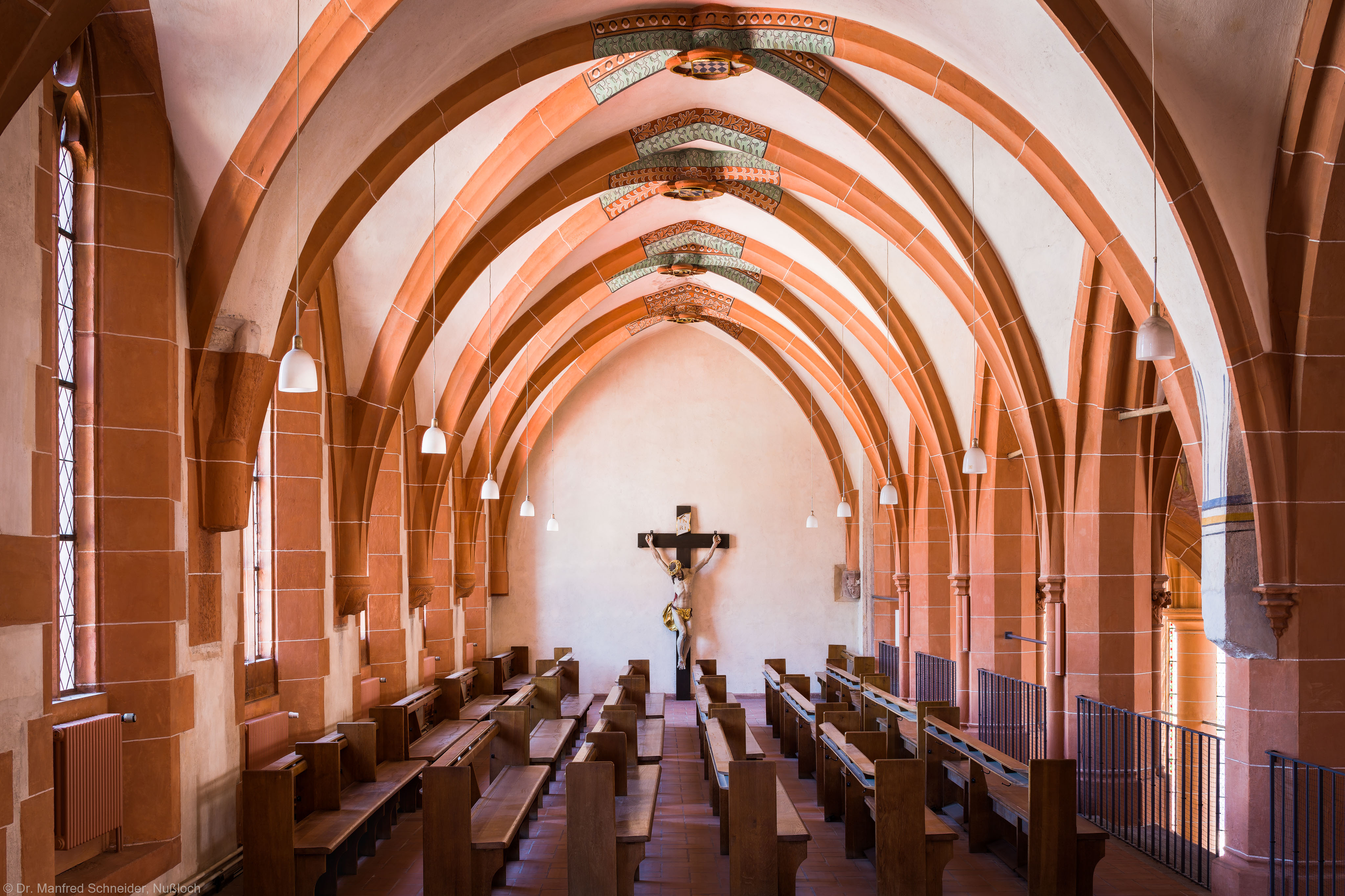 Heidelberg - Heiliggeistkirche - Nordempore - Blick von Westen auf die Nordempore (aufgenommen im Juni 2015, am frühen Nachmittag) Heidelberg - Heiliggeistkirche - Nordempore - Blick von Westen auf die Nordempore (aufgenommen im Juni 2015, am frühen Nachmittag)