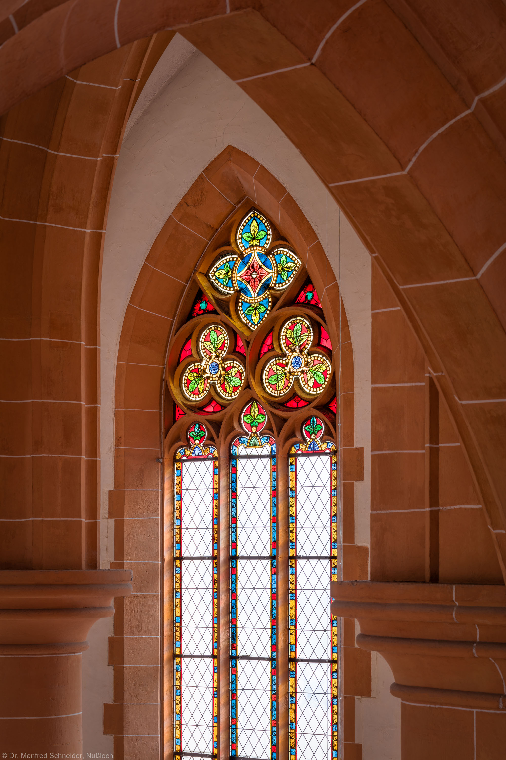 Heidelberg - Heiliggeistkirche - Chor - Südseite - 2. Maßwerk, von Südwest nach Nordwest gezählt, von Nordempore aus gesehen (aufgenommen im Oktober 2015, am Nachmittag)