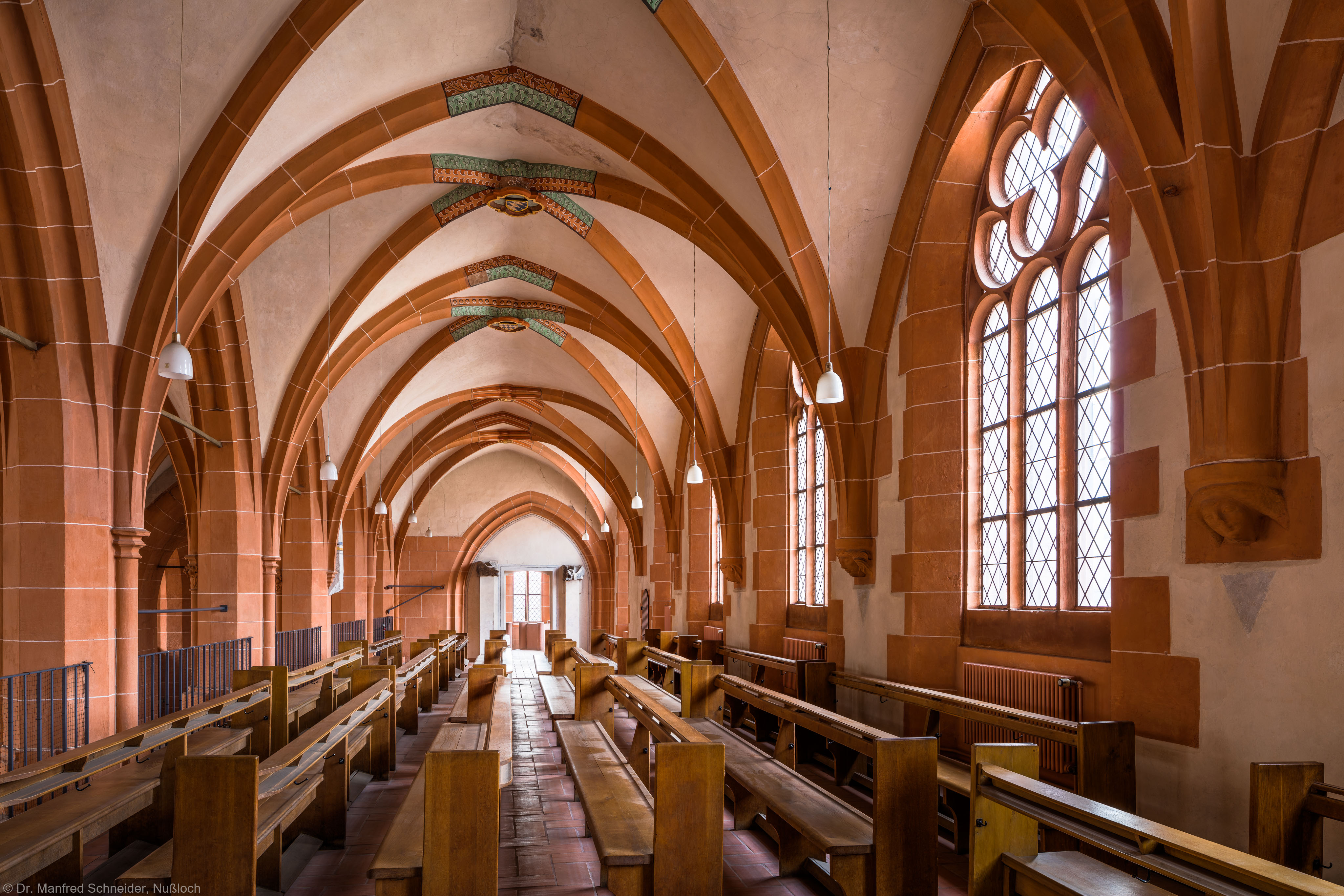 Heidelberg - Heiliggeistkirche - Nordempore - Blick von Osten auf die Nordempore (aufgenommen im Oktober 2015, am Nachmittag) Heidelberg - Heiliggeistkirche - Nordempore - Blick von Osten auf die Nordempore (aufgenommen im Oktober 2015, am Nachmittag)